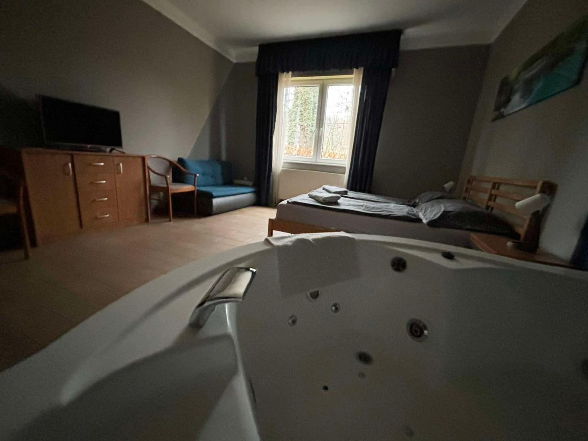 Tolgyfa Panzio Bed & Breakfast *